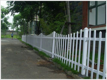 PVC栅条护栏
